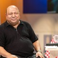 Džej je bio najniži pevač na estradi, a on je najviši: Ima 199 centimetara FOTO