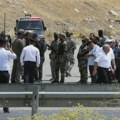 (VIDEO) Kurdska PKK simbolično pali oružje, u znak kraja rata protiv Turske