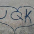 Teror Srba na Kosovu ne prestaje: Ispisani grafiti OVK kod Kosova Polja