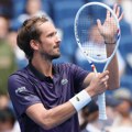Medvedev ubedljiv, Rubljovu ni Safin ne pomaže, Bublik zakočio