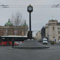 Unikatni sat na Trgu republike pokvario se već drugi dan