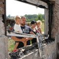 Ostali su bez ičega: Porodici sa dvoje male dece izgorela kuća; Potrebna im pomoć FOTO
