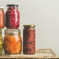 Fermented foods 2.0: Zašto se kimchi, kefir i kombucha vraćaju?