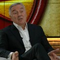 Milo Đukanović u kontrolisanom televizijskom nastupu pokušao još jednom da presudi istoriji Crne Gore
