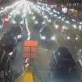 Na ovom graničnom prelazu je totalni kolaps! Čeka se i do 10 sati: Formirane nepregledne kolone vozila (foto)