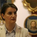 Brnabić demantovala tvrdnje da je Vučić sve vreme bio u Novom Sadu tokom protesta 5. novembra