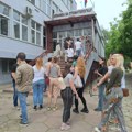 Studenti Medicinskog fakulteta blokirali bulevar i ušli u Kliniku za stomatologiju