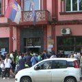 Zaječar, predstavnici opozicije i studenata u Gradskoj kući zbog uvida u izborni materijal