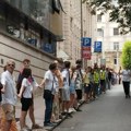 Pravi se veliki zagrljaj oko Narodnog pozorišta u Beogradu: „Ovo nije samo simboličan čin. Ovo je odbrana“