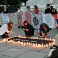 Одавање почасти страдалима у Сребреници у Београду и Новом Саду