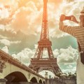 Turisti hrle u Pariz iako je proglašen - najstresnijim gradom za turiste Evo kako izgleda život u francuskoj prestonici