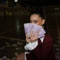 Сања Вучић показала стан од 270,000 евра: Певачица била подстанарка 11 година, сада ужива у луксузу