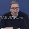 "Може доћи до потпуне обуставе платног промета, картица, кредита": Вучић саопштио тешке вести