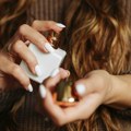 6 ženskih parfema koji ostavljaju trag i mame da se priđe još korak bliže