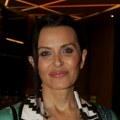 Elena Karaman kupila imanje u Italiji milionske vrednosti! Odlučila da napusti Srbiju sa sinovima i potpuno se povuče! (foto)
