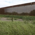 Bajden na udaru kritika sa obe strane političkog spektra zbog novog zida na granici sa Meksikom