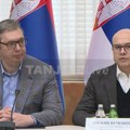 Predsednik Srbije na sednici Vlade: Neko mora da odgovara za laži o zvučnom topu