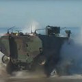 Američka revolucija u amfibijskom ratovanju: Američki oklopnjak koji pliva i pogađa s preciznošću snajpera (video)