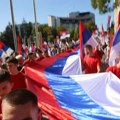(Foto): Dan srpskog jedinstva u Banjaluci: Trobojka duga 120 metara krasi centar najvećeg grada Srpske