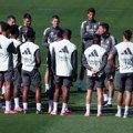 Alonso vodi 22 igrača na meč protiv Kairata