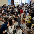 Deca iz OŠ ‘Milinko Kušić’ pripremila pravu gozbu povodom Svetskog dana hrane (VIDEO)