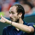 Prva ATP titula za Medvedeva posle 882 dana