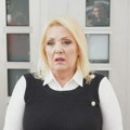 "Snežana Đurišić mi je rekla da popravim zube i da mi je suknja prekratka": Ova pevačica je danas velika zvezda, a na početku…