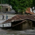 Skoro 170 ljudi poginulo, više od 1.300 nestalo u poplavama na granici Nepala i Kine