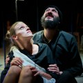 Ljudi bez grobova u beogradskom dramskom pozorištu: Na koji način senka oca progoni sina i da li ponavljamo greške predaka