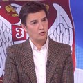 "Školski primer lažnih vesti" Brnabić odgovorila Rotu: Ne reaguje kada se podižem spomenik Kurtiju, jer ga podržava!