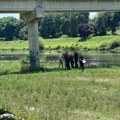 "Bila je krvava": Prolaznici ispod mosta u Čačku zatekli ženu bez svesti i jeziv prizor: Odmah reagovala policija