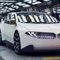 BMW SUS automobili će u "doglednoj budućnosti" ostati u prodaji zajedno sa električnim vozilima