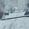 Nova zimska igrica u Kragujevcu, opasna po život: "Kako proći između dve bandere"