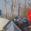 Opozicionari i studenti prete policiji: "Imate još malo vremena da odaberete stranu" VIDEO