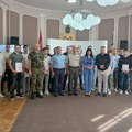 Ugovori za dobrovoljno služenje vojnog roka za 24 kandidata