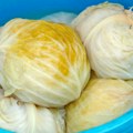 Tajni trik bugara za savršeni kiseli kupus Ovaj sastojak u buretu potpuno menja ukus i aromu, ljubitelji sarme će se oduševiti!…