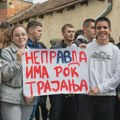 “NeprAVda ima rok trajanja” – učenici doma „Angelina Kojić Gina“ u Zrenjaninu ne daju vaspitačice! Protest učenika u Zrenjaninu…