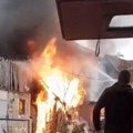 Ogroman požar u sušari u Kraljevu Posao samo što nije bio završen, a onda je buknulo: Vatra umalo zahvatila okolne zgrade…