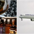 U biznis klasi pijuckaće se konjak. Er Frans menja ponudu pića: Koka-kola „preživela“, a evo koji su sve napici otpali! Tokom…