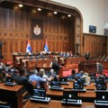 (Foto) Poslanici završili načelnu raspravu o 32 tačke dnevnog reda, na redu amandmani