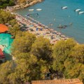 Turistički brod udario u betonske blokove na Zakintosu, povređeno 6 putnika
