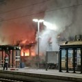 VIDEO: Zapalio se voz u Batajnici, vozovi iz Novog Sada ne saobraćaju ka Beogradu