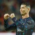 Ronaldo dobio statuu na Tajms Skveru - masa vikala "siuuuu" VIDEO