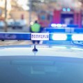 Žena iz Obrenovca uhapšena zbog nasilja u porodici: Potegla nož na sina, tukla ga i grebala!