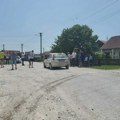 Meštani valjevskog sela ponovo blokirali put, za njihov problem s kamionima iz kamenoloma - nema nadležnih