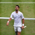 Novak u ponoć saznao loše vesti: Pomeren mu je meč na Vimbldonu zbog haosa kakav se retko viđa