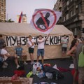 Štampa na nemačkom: EU mora da kazni Vučića, „grobara demokratije“