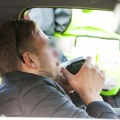 Nije stao na znak policije, prošao kroz crveno, pa "naduvao" više od tri promila! Isključen vozač u Zrenjaninu