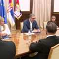 Vučić: Potrebne ozbiljne odluke, svet na ivici ambisa