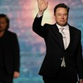 Ilon Mask: Veštačka inteligencija će za pet godina nadmašiti ljudsku